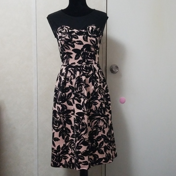 Enfocus Studio Dresses & Skirts - Formal dress